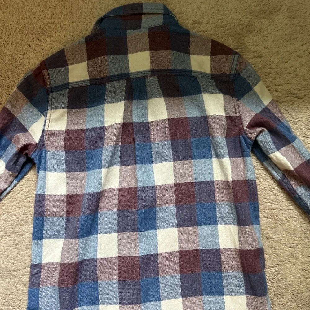 Vans Off The Wall Boys Small Blue Burgundy Plaid Flannel Button‎ Down Shirt